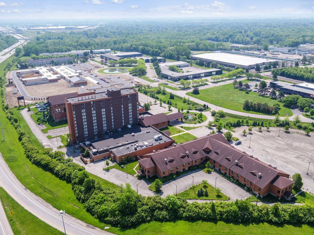 Redevelopment Opportunity: 4560 Hilton Corporate Dr, Columbus, OH 43232